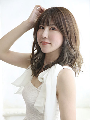 優月さとみ